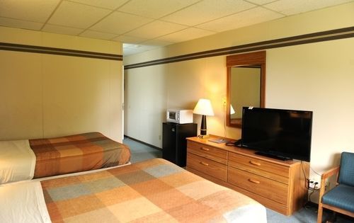 Americas Best Value Inn Story City Экстерьер фото